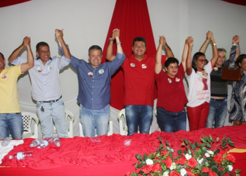 São Domingos – Ilario e Marcão apresentam seus candidatos a deputados em grande ato político