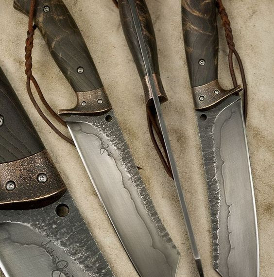 CCJ aprova pena maior para roubo com uso de armas brancas