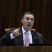 Barroso vota contra registro da candidatura de Lula; assista ao vivo o julgamento dos presidenciáveis