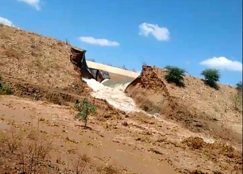 Canal da transposição do São Francisco rompe em Salgueiro, PE; Dano pode ter sido criminoso