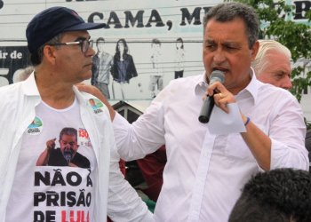 Em Coité, Rui Costa disse que Assis sofre perseguição de parte do Judiciário