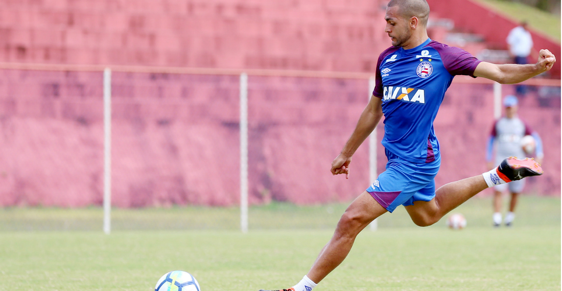 Clayton é oficializado e pode estrear no Bahia contra o América-MG