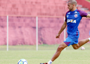Clayton é oficializado e pode estrear no Bahia contra o América-MG