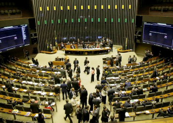 Mais de 90% dos deputados tentarão a reeleição em outubro