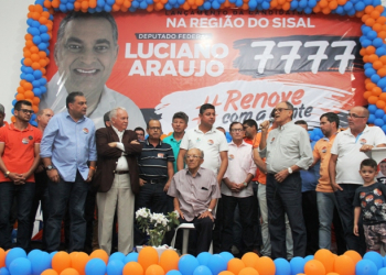 Valente – Lideranças de dois grupos políticos se unem em torno da candidatura de Luciano Araújo a deputado federal