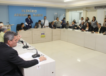 Coité – Sob clima tenso e de muita discussão, eleição para presidente da Câmara é suspensa