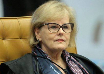 Rosa Weber toma posse no TSE e comandará eleições
