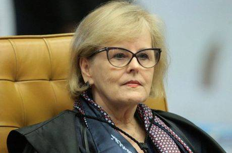 Rosa Weber toma posse no TSE e comandará eleições