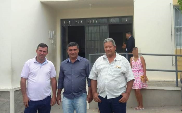 Três vereadores de Nordestina são processados pelo prefeito Erivaldo Carvalho após se manifestarem na Câmara