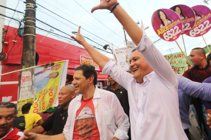 Oficializado candidato a presidente pelo PT, Haddad participa de caminhada com Rui Costa em Jequié