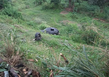 Cantor da banda de forró Cacau com Leite sofre acidente grave de carro no sul da Bahia