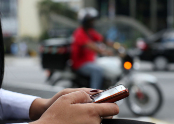 Anatel bloqueará mais de 800 mil celulares