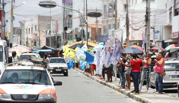 Com restrição de propaganda candidatos coiteenses usam o que podem para atrair o voto