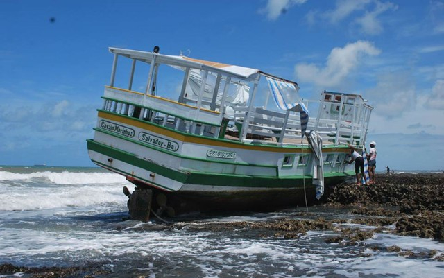 Dono de lancha e comandante se tornam réus por tragédia que matou 19 pessoas na Bahia