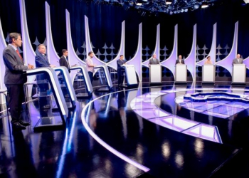 Em debate no SBT, presidenciáveis voltam a criticar a polarização política no Brasil