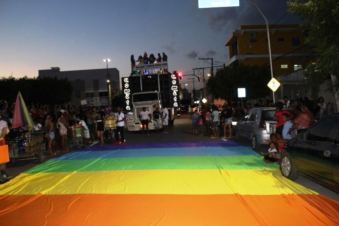 7ª Parada da Diversidade em Riachão do Jacuípe traz tema sobre eleições