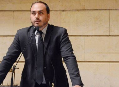 Filho de Bolsonaro será denunciado por publicação com suposta apologia à tortura