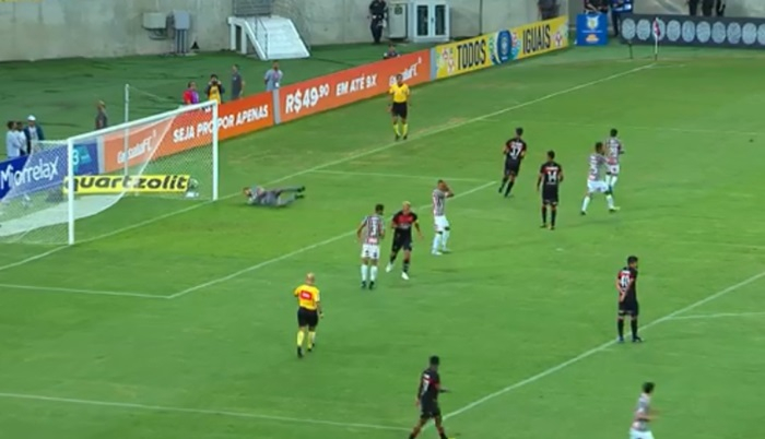 Vitória se fecha bem e arranca empate contra o Flu no Maracanã