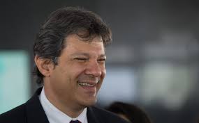 Haddad deve ser anunciado como candidato do PT em frente à PF na tarde de hoje