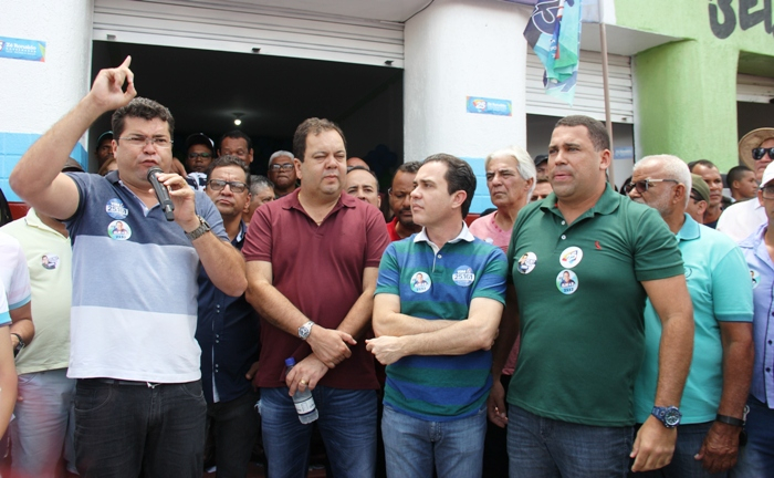 Santaluz – Vice-prefeito Marcinho reúne grupo para inauguração de comitê de campanha de Elmar e Tom