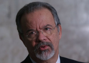 PF abre segundo inquérito para investigar agressão a Bolsonaro