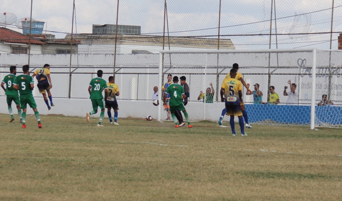 Seleção coiteense perde na disputa de pênalti mas se classifica como biônica para próxima fase do Intermunicipal