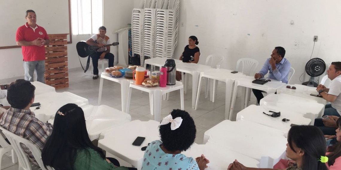 Sérgio Gomes tem encontro com lideranças evangélicas em Tucano