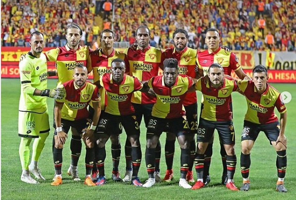 Wallace ex-Vitória e Tite ex-Bahia formam dupla de zaga do Göztepe da Turquia