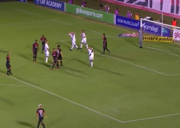 Vitória vence o Vasco em casa e mantém boa fase no segundo turno