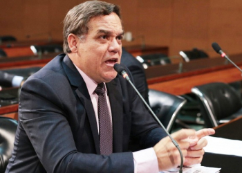 “Governo baiano abandonou o setor de turismo no estado”, diz líder da Oposição