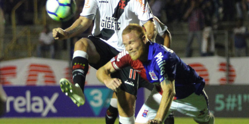 Vitória entra no Z4 após o empate entre Paraná e Vasco