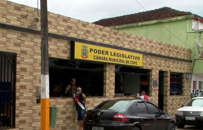 Cinco vereadores de Itapé são afastados após operação do MP acusados de desvio de verba para compra de gado e material de construção