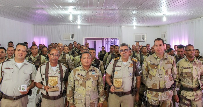 Comandante do 16º BPM participa de Parada Geral da CIPE Nordeste em Teofilândia