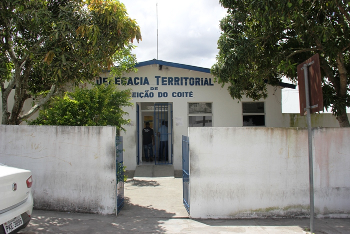 Coité – Pelo menos sete pessoas são conduzidas a delegacia fazendo boca de urna