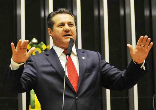 Deputado gaúcho quer proibir divulgação de pesquisas eleitorais