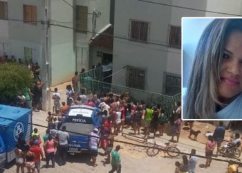 Mulher é morta a facadas na frente do filho de 11 anos; ex-companheiro é o principal suspeito do crime