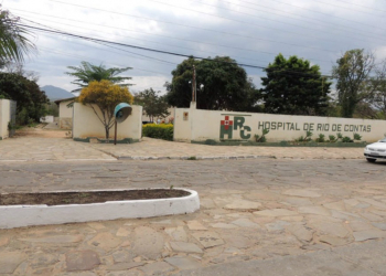 Garoto de 4 anos morre afogado em piscina de hotel no sudoeste da Bahia