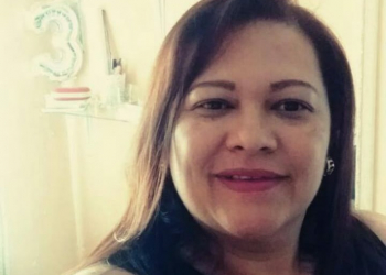 Mulher morre eletrocutada quando tirava tomada do tanquinho de lavar roupa
