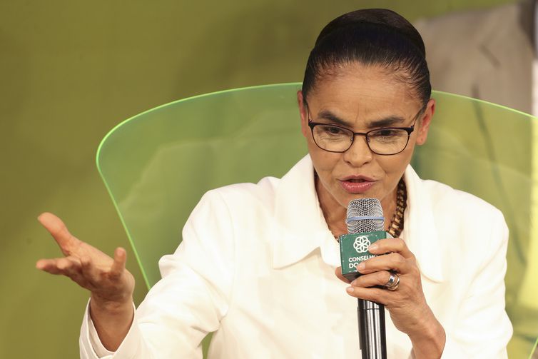 Marina Silva declara apoio crítico a Haddad