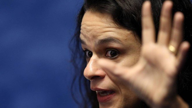 Autora do impeachment de Dilma, Janaína Paschoal é deputada estadual mais votada da História