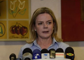PT perde 15 mi de eleitores, mas segue o partido mais votado