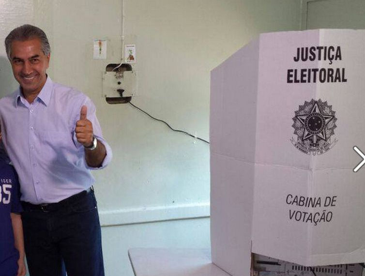 Reinaldo Azembuja é reeleito governador de Mato Grosso do Sul