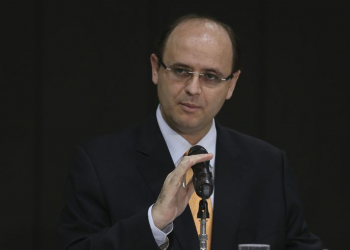 Enem: MEC aguarda decisão sobre adiamento do horário de verão