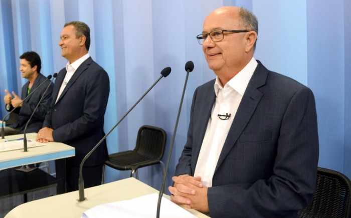 Zé Ronaldo diz que vai participar da carreata em prol de Bolsonaro em Salvador