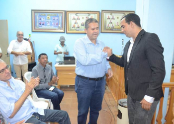 Olindina – Vereador Junior fica frustrado pela falta de quórum em sessão que Alex da Piatã foi agradecer votos recebidos no município