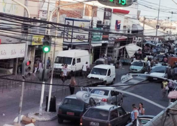 Crise econômica e a seca afetam as feiras-livres. Feirantes contabilizam prejuízos