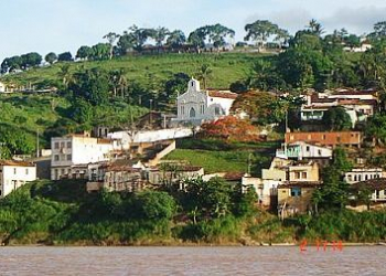 Nepotismo: Itapebi exonera parentes da esposa do prefeito de cargos municipais