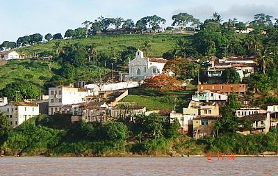 Nepotismo: Itapebi exonera parentes da esposa do prefeito de cargos municipais