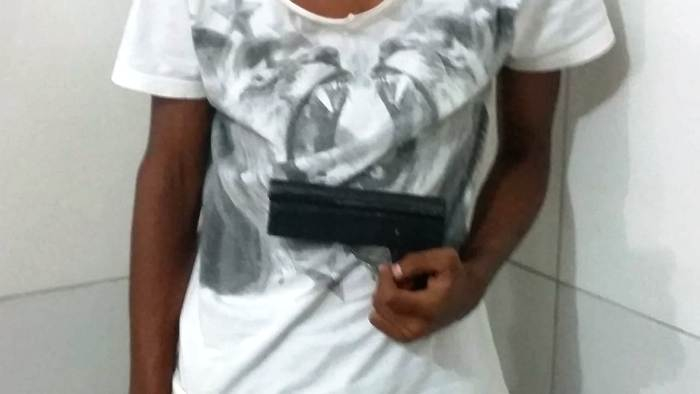 PM de Ichu apreende menor depois de tentar assaltar com simulacro de arma de fogo