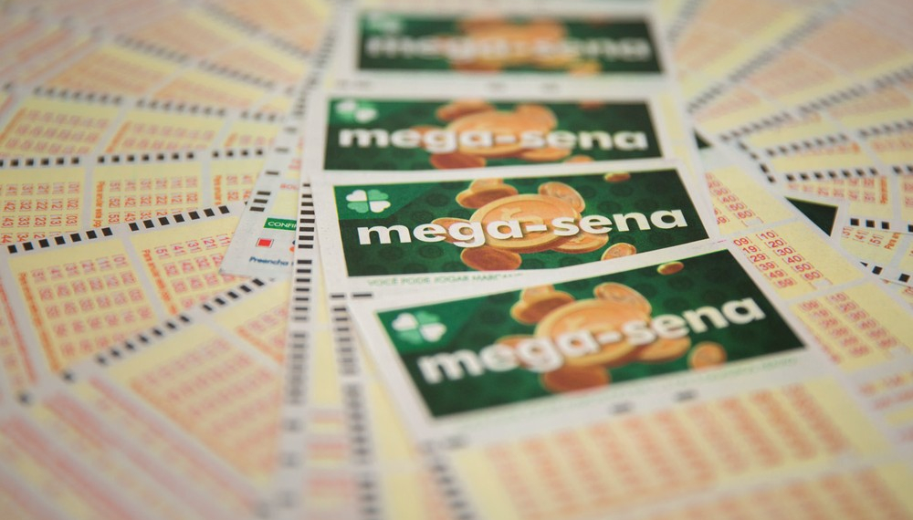 Mega-Sena: ninguém acerta as seis dezenas e prêmio vai a R$ 43,5 milhões